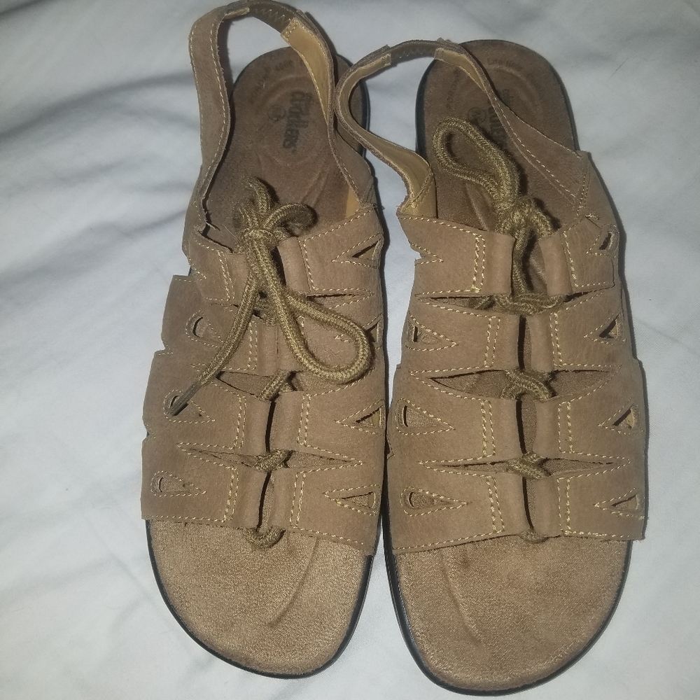 Cobbie Cuddler Michaelene tan gladiator style sandals